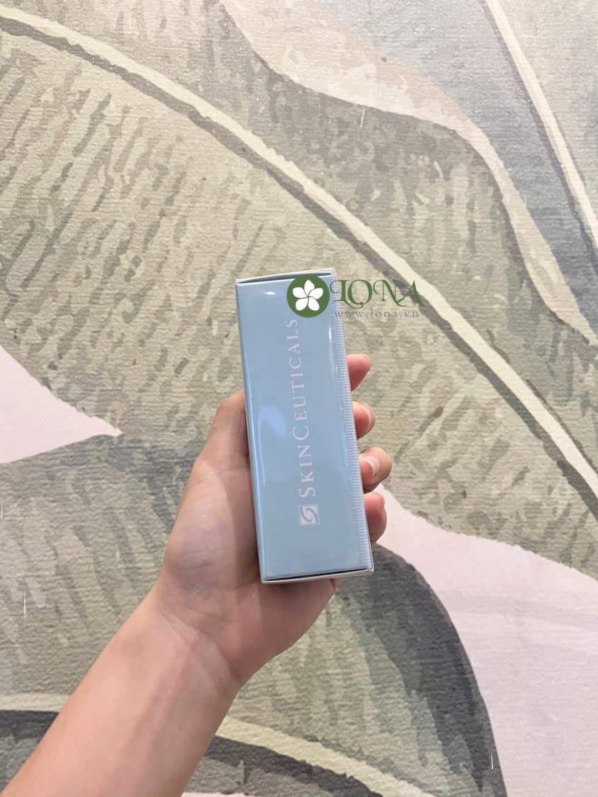 Sản phẩm Premium Detox mask kích thước nhỏ là lựa chọn lý tưởng để thải độc da, đảm bảo cung cấp dưỡng chất và làm dịu lớp da sau tác động của môi trường ô nhiễm.