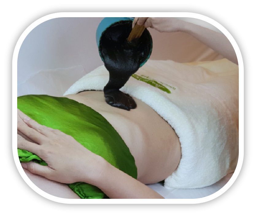 Hình ảnh trước và sau điều trị giảm mỡ cho thấy khả năng giảm mỡ và cải thiện vẻ ngoài thon gọn.