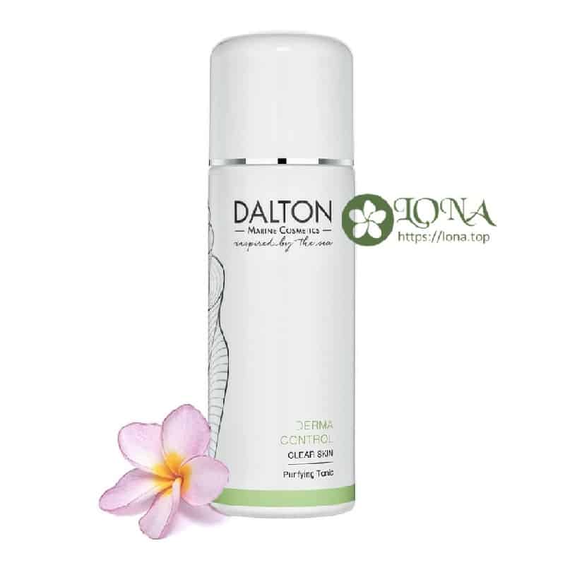 Nước hoa hồng được phát triển dựa trên công nghệ Dalton Derma Balance, hỗ trợ kiểm soát dầu và cân bằng pH, giảm thiểu nguy cơ kích ứng và mẫn đỏ cho da.