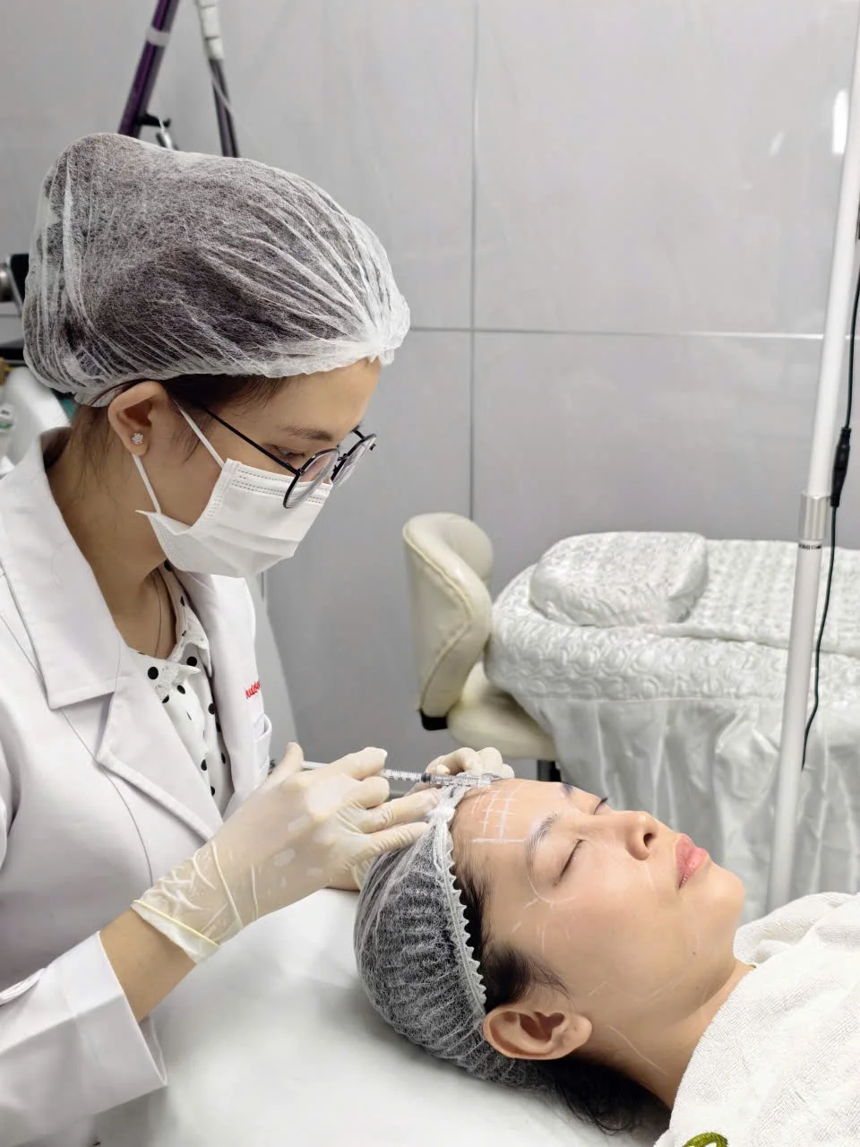Tiêm botox tại Phòng khám da liễu Lona Skin Lab